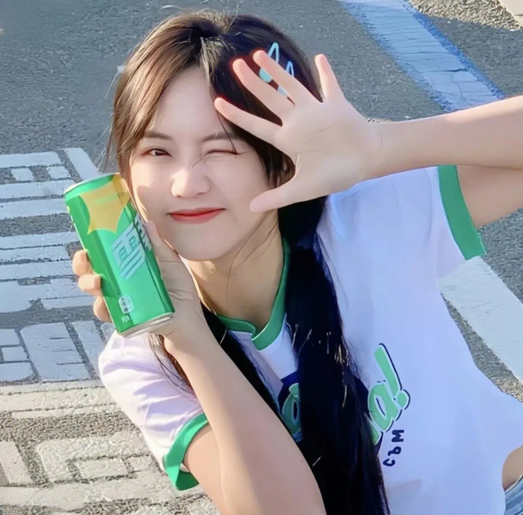 学姐别怕，我来保护你